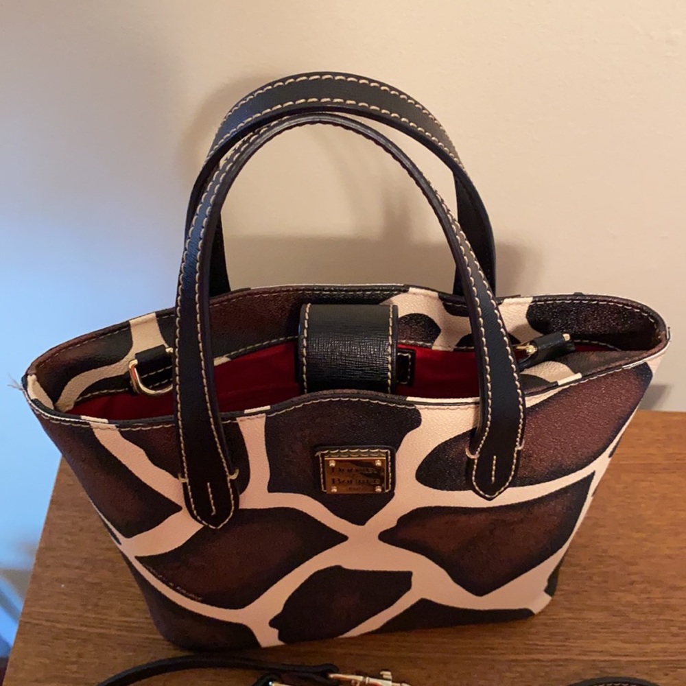 EUC Dooney Serengeti mini waverly - Picture 7 of 7